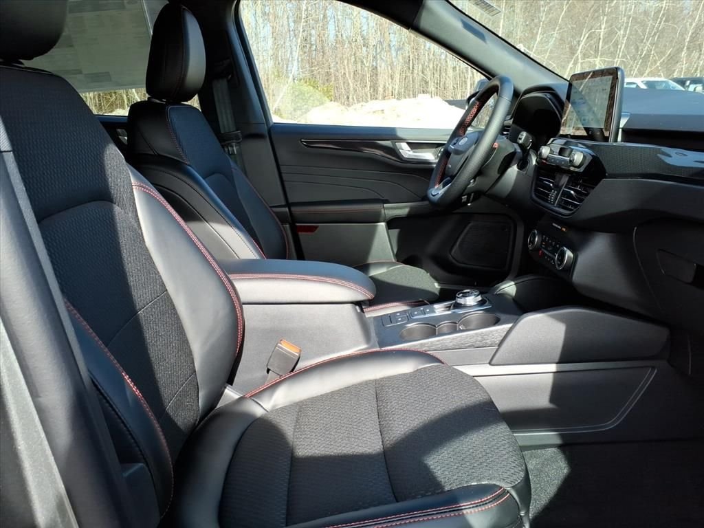 2026 Ford Escape ST-Line - Photo 8