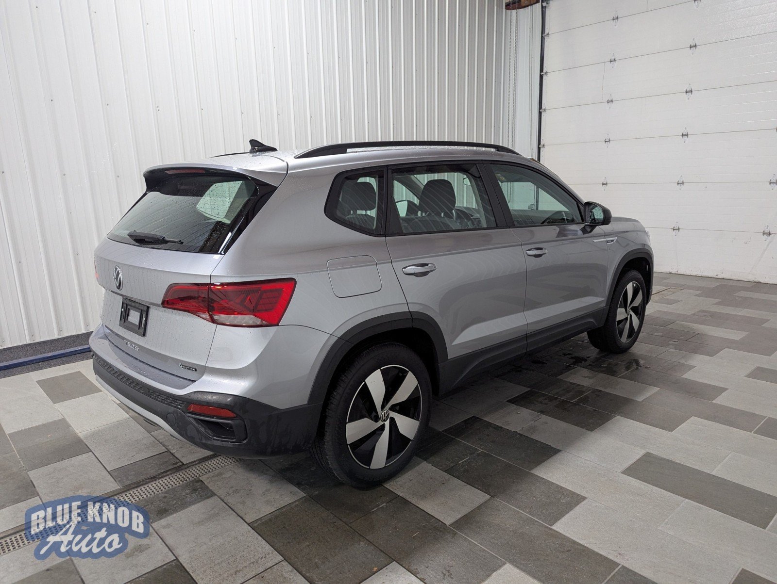 2024 Volkswagen Taos S photo 4