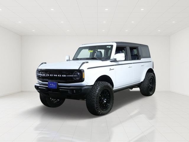 Certified 2023 Ford Bronco 4-Door Outer Banks with VIN 1FMDE5DH1PLC10000 for sale in Shakopee, Minnesota