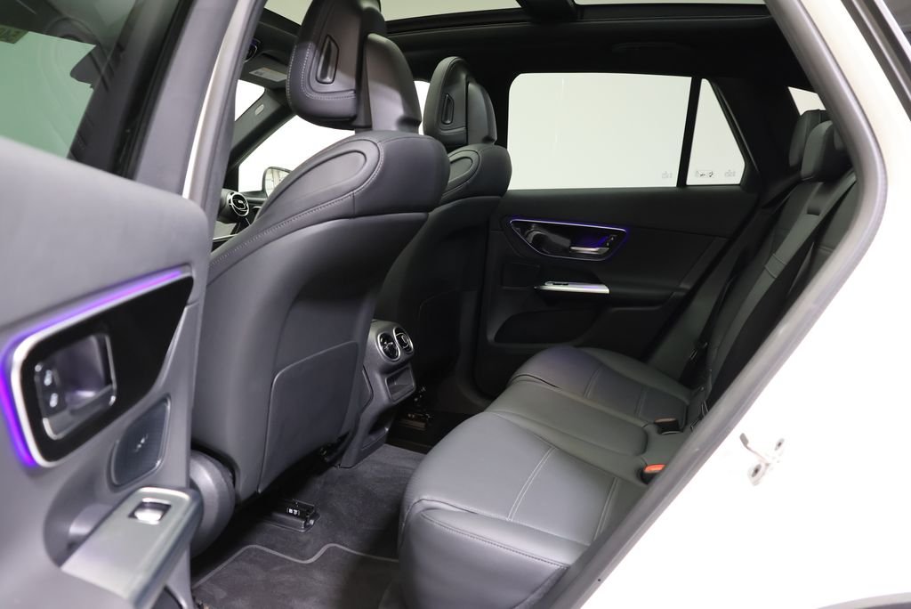 Certified Used 2026 Polar White Mercedes-Benz GLC 300 image 42