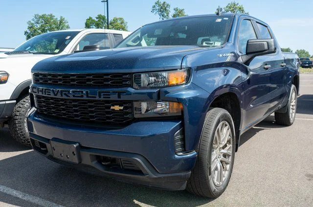 Used 2019 Blue Chevrolet Custom image 1
