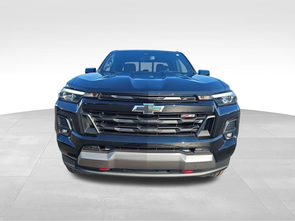 Used 2023 Black Chevrolet Z71 image 8