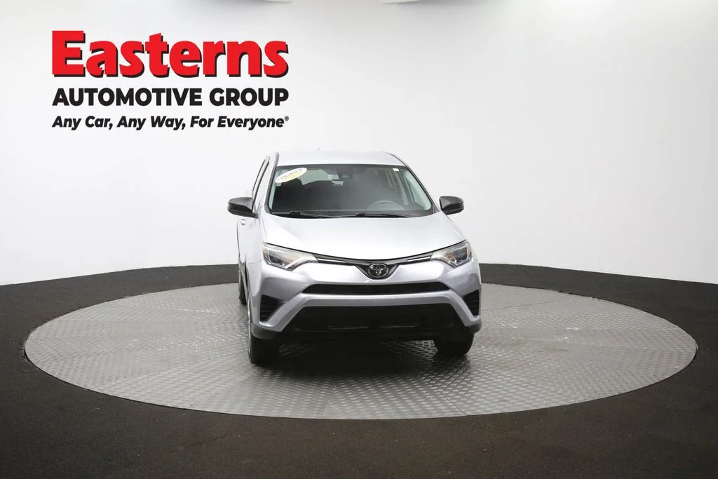 Used 2018 Silver Toyota LE image 50