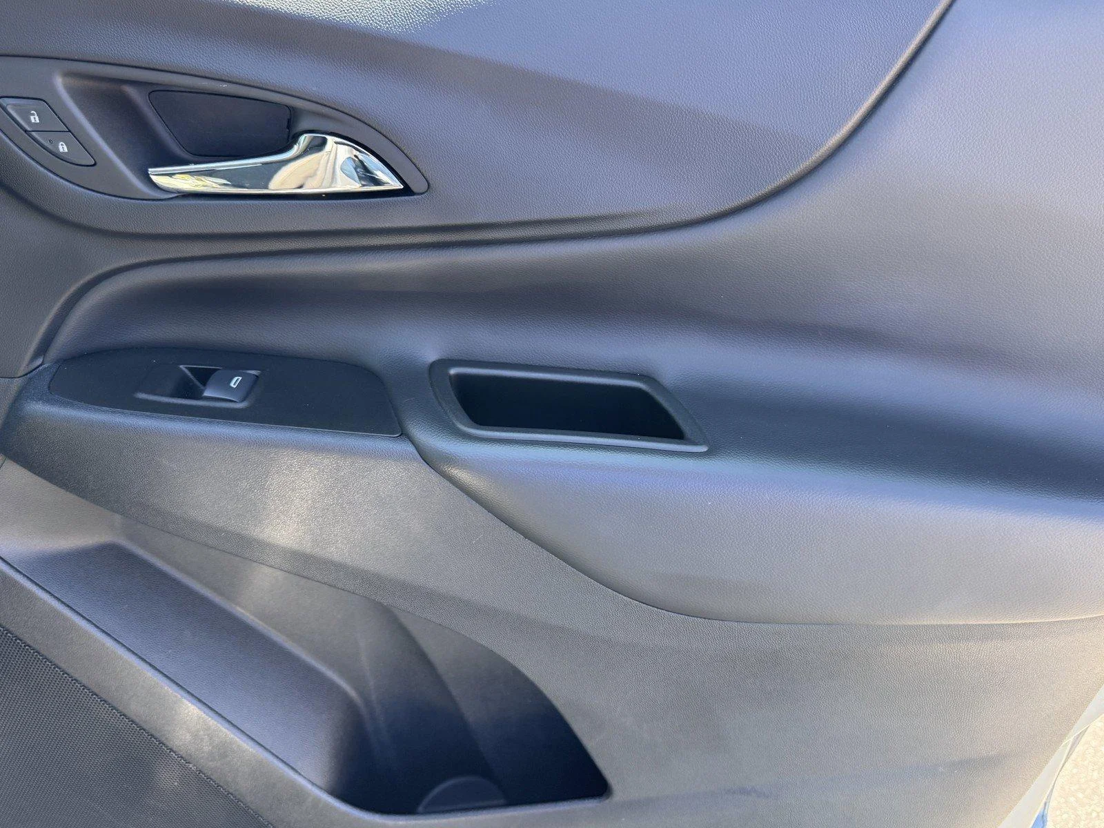 Used 2024 Sterling Gray Metallic Chevrolet LT image 9