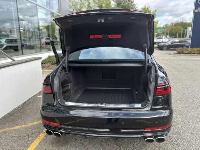 Used 2022 Mythos Black Metallic Audi BLACK OPTIC PLUS & EXECUTIVE PACKAGE !! BANG & OLUFSEN ADVANCED !!! OVER $ 146K MSRP !!! image 29