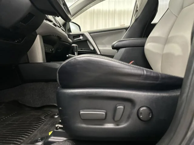 Used 2018 Gray Toyota Limited image 16