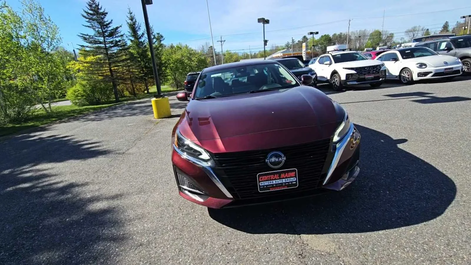 Used 2024 Garnet Pearl Metallic Nissan 2.5 SV image 3