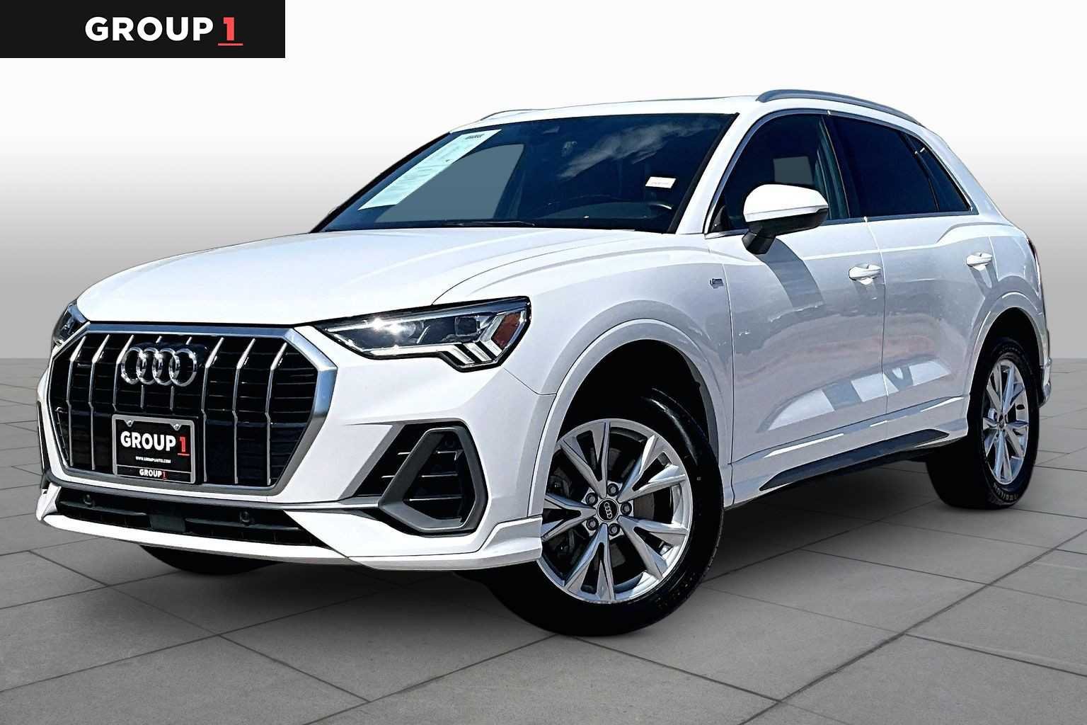 2023 Audi Q3 S line Premium