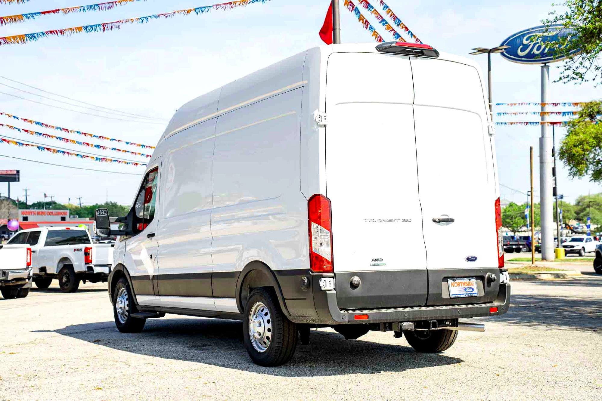 2025 Ford Transit Van Base