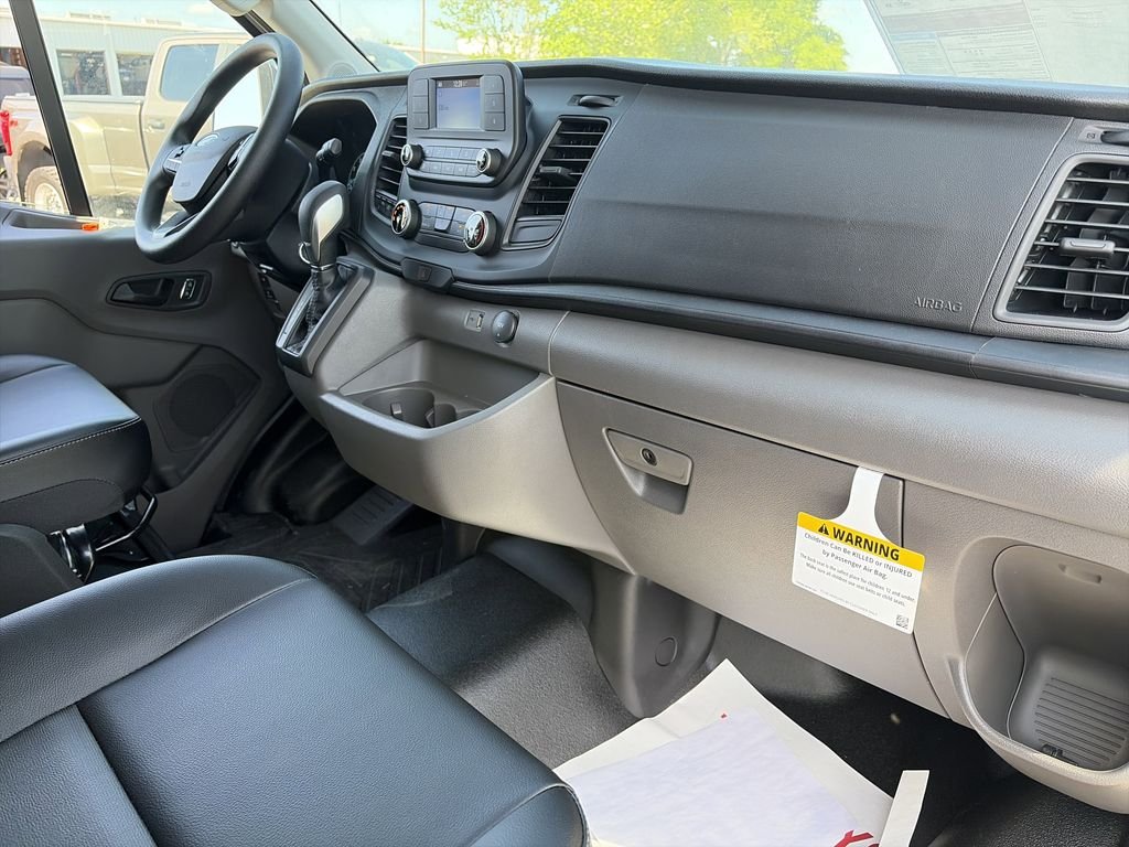 New 2024 Oxford White Ford Cargo Van image 32