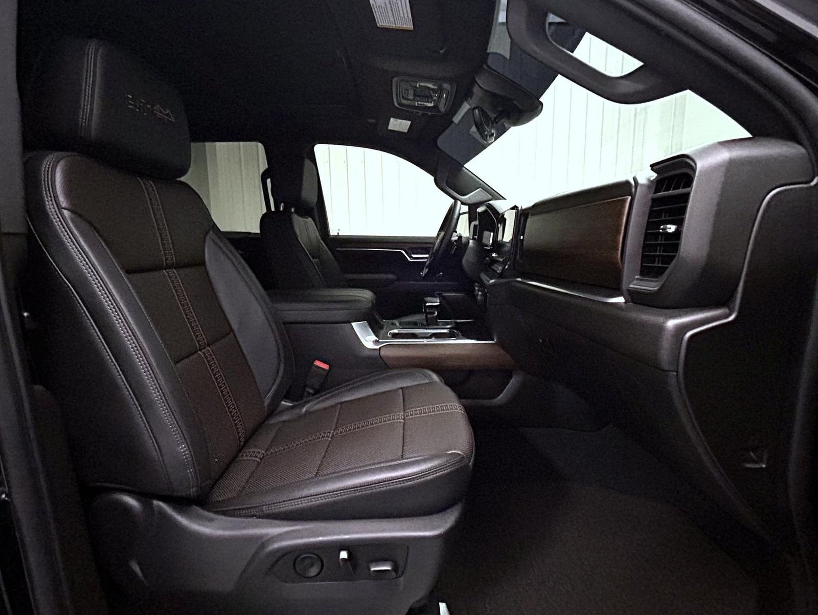 2026 Chevrolet Silverado 1500 High Country - Photo 15