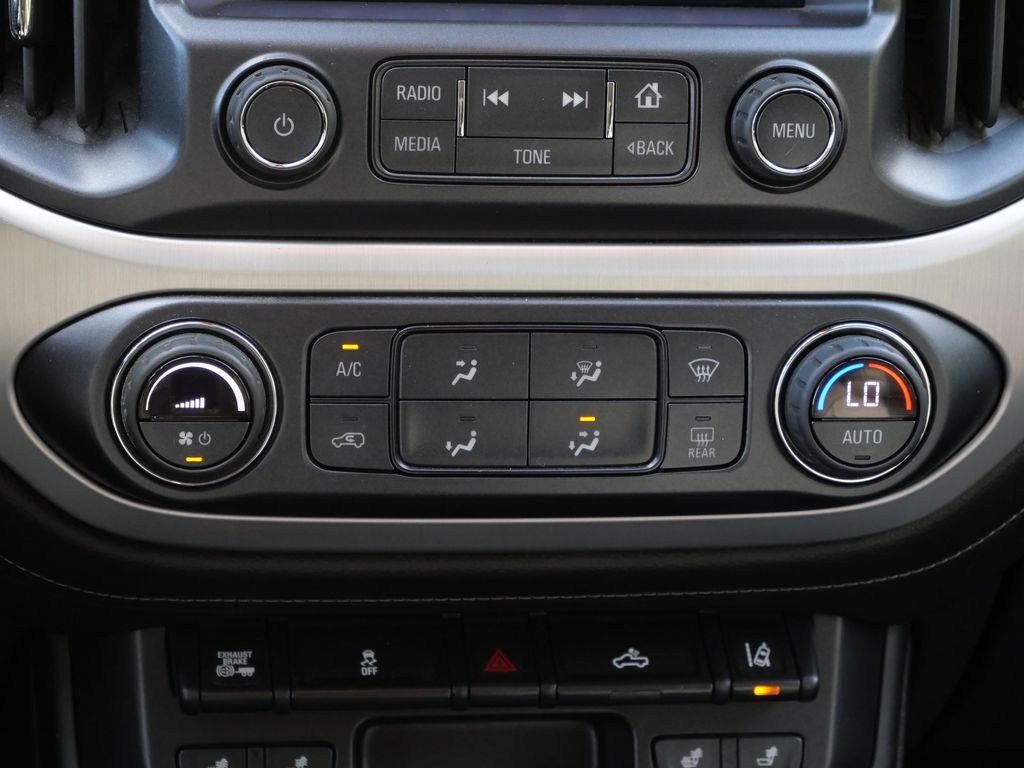 Used 2017 Gray GMC SLT image 18