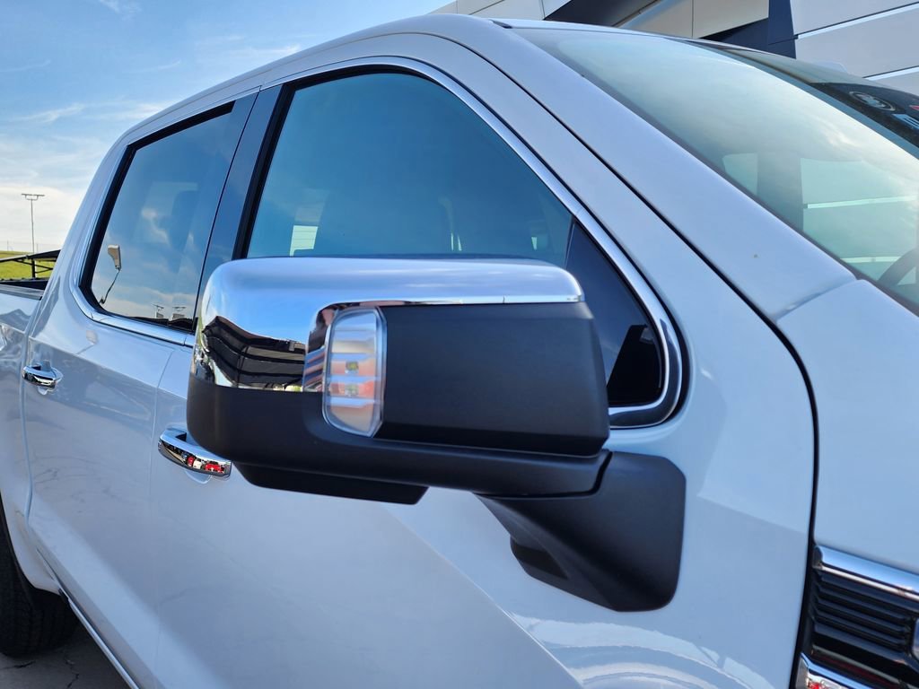 2026 GMC Sierra 1500 SLT - Photo 12