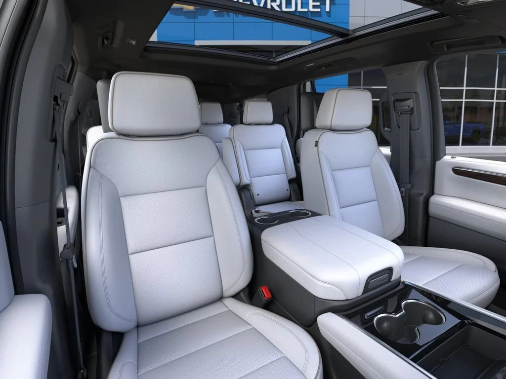 New 2026 Polar White Tricoat Chevrolet Premier image 16