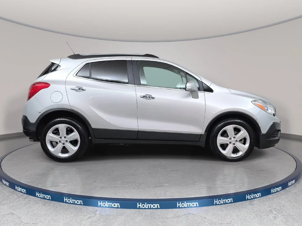 Used 2016 Silver Buick Base image 5