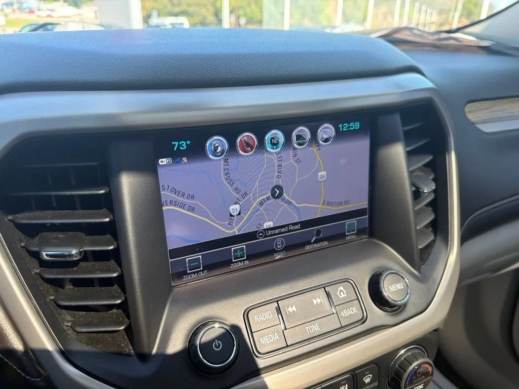 Used 2019 WHITE FROST TRICOAT GMC Denali image 25
