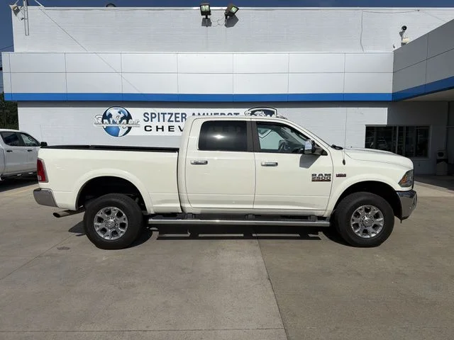 Used 2018 White Ram Laramie image 11