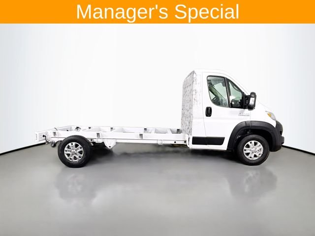 Used 2025 White Ram Low Roof image 8