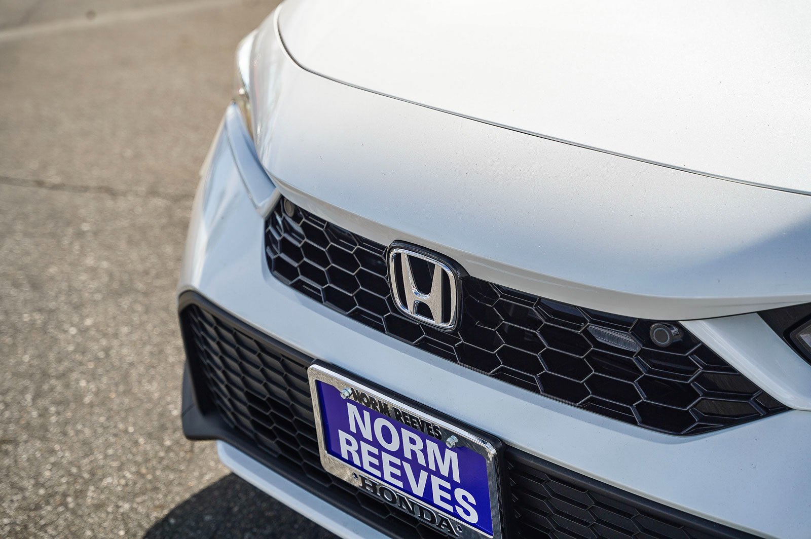 New 2026 Platinum White Pearl Honda Sport Touring CVT image 5