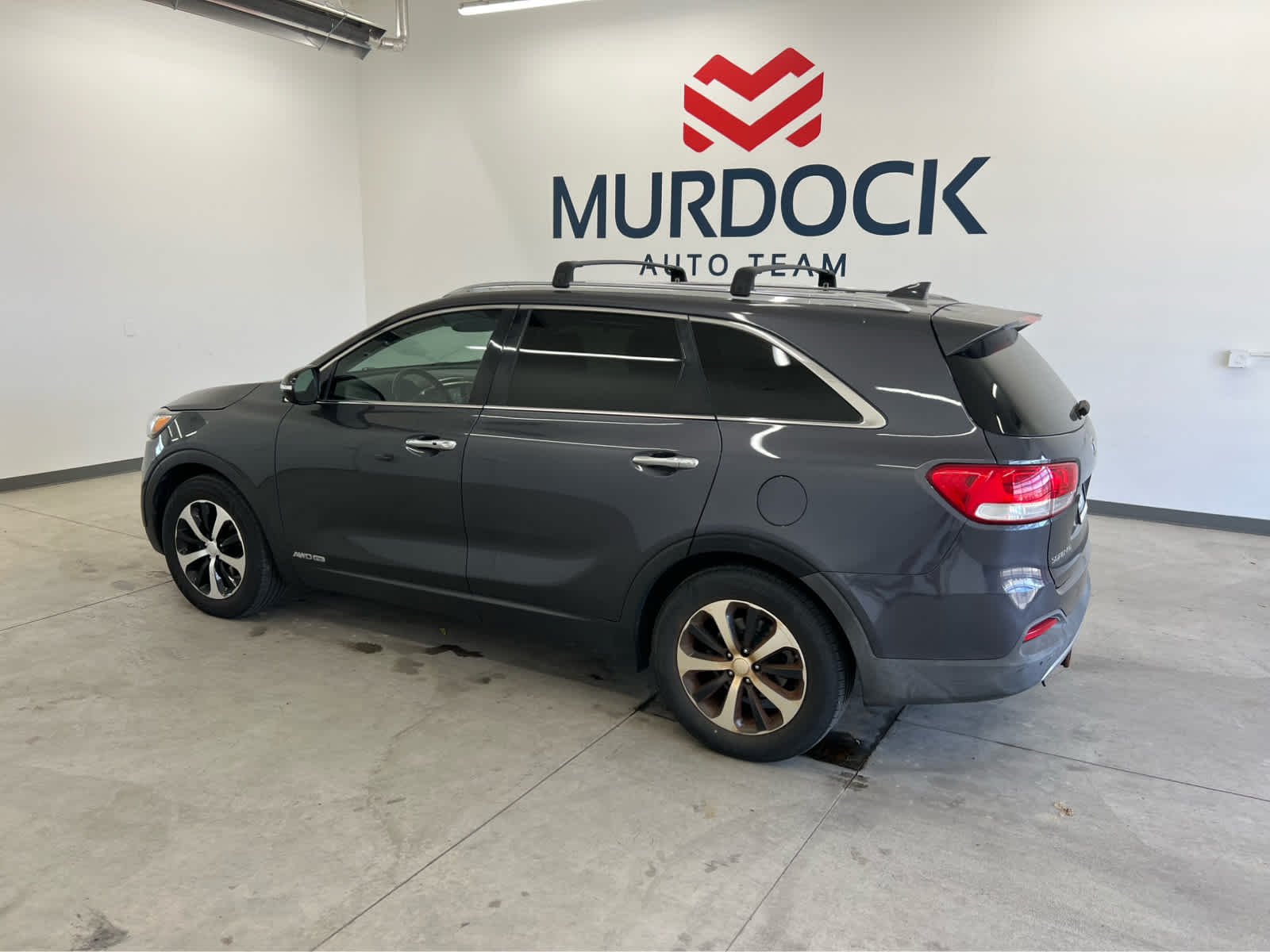 Used 2017 Kia Sorento EX with VIN 5XYPHDA54HG261484 for sale in Logan, UT