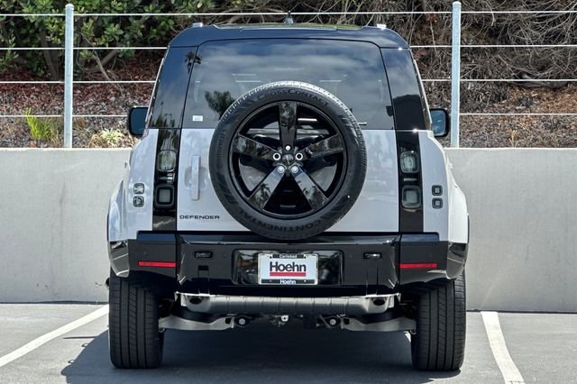 New 2026 Borasco Grey Land Rover X-Dynamic SE image 4