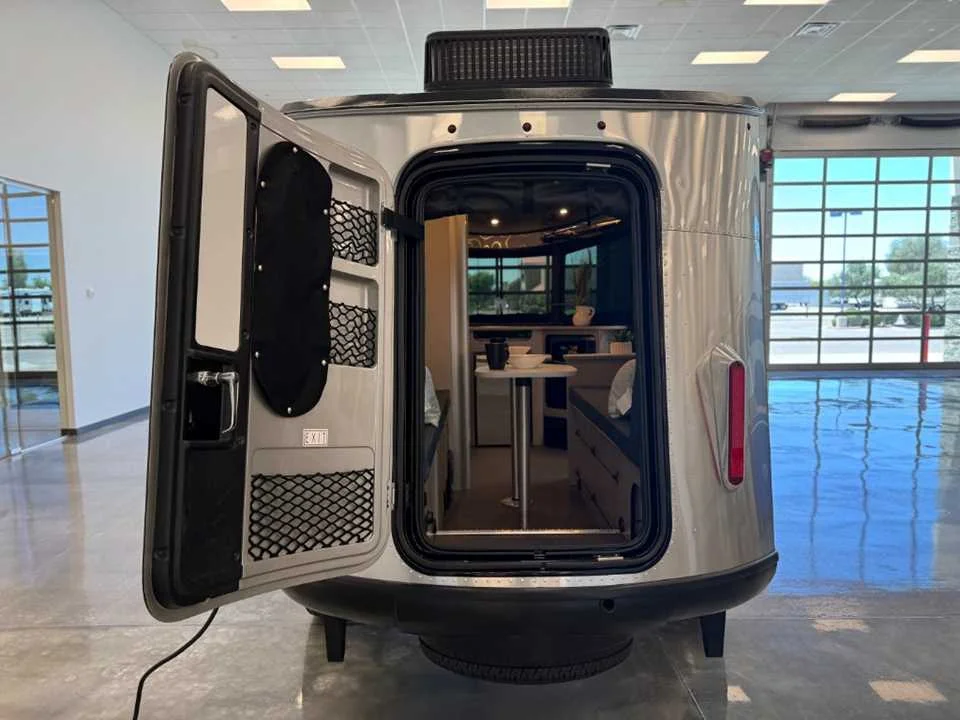 New 2025 SILVER AIRSTREAM  image 10