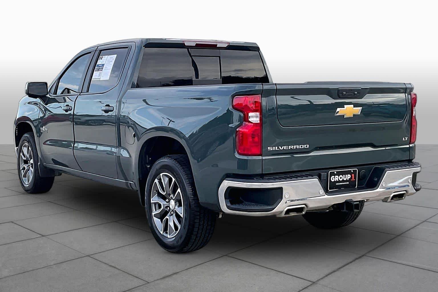 Used 2025 Cypress Gray Chevrolet LT image 23