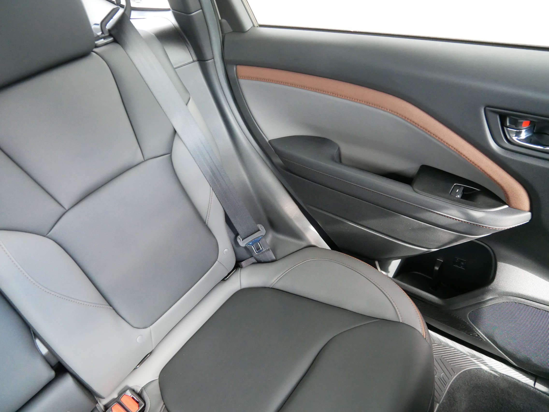 Certified Used 2026 River Rock Pearl Subaru Sport image 14