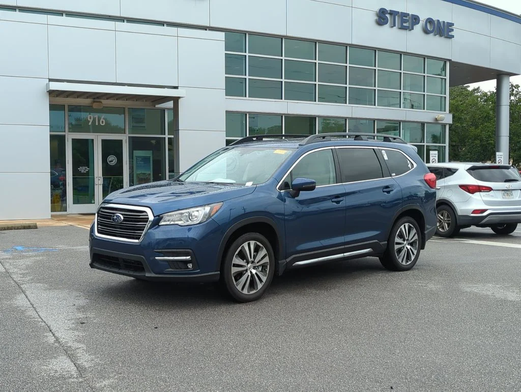 2022 Subaru Ascent Limited 7 Passenger's photo