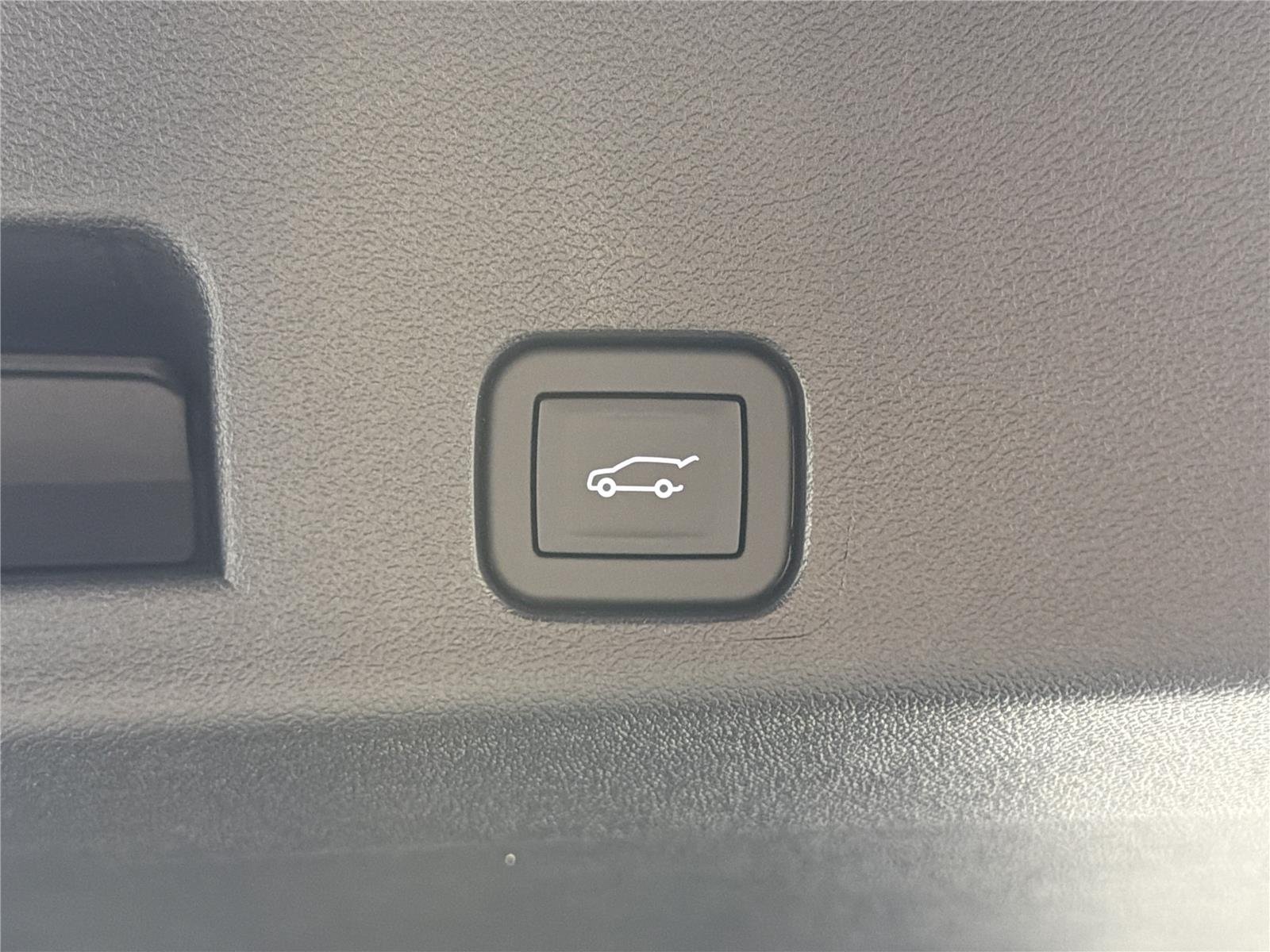 2026 GMC Acadia Elevation - Photo 18