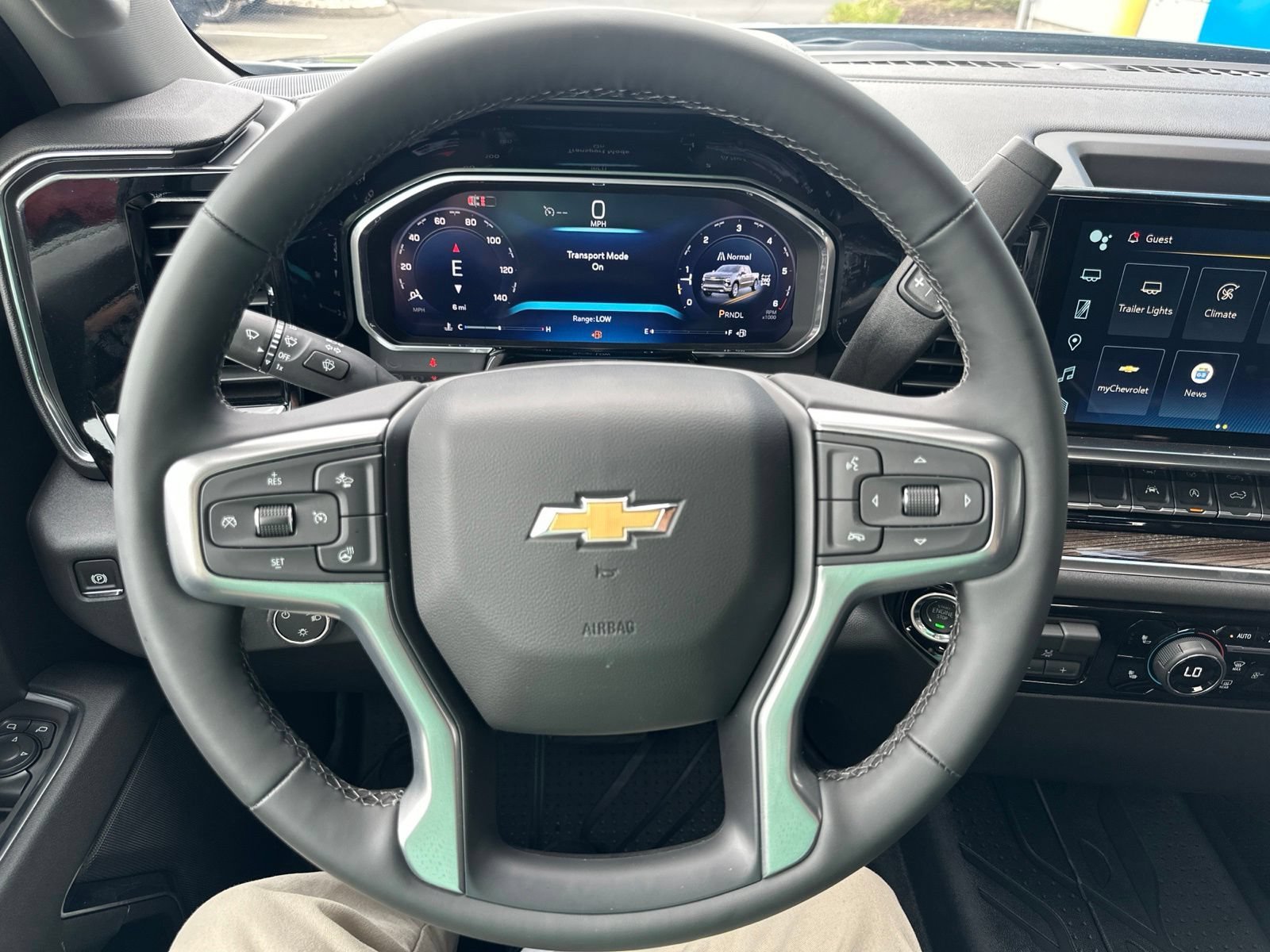 New 2026 Sterling Gray Metallic Chevrolet LT with 20in Grazen Wheels - Convenience Package - Trailering Package image 27