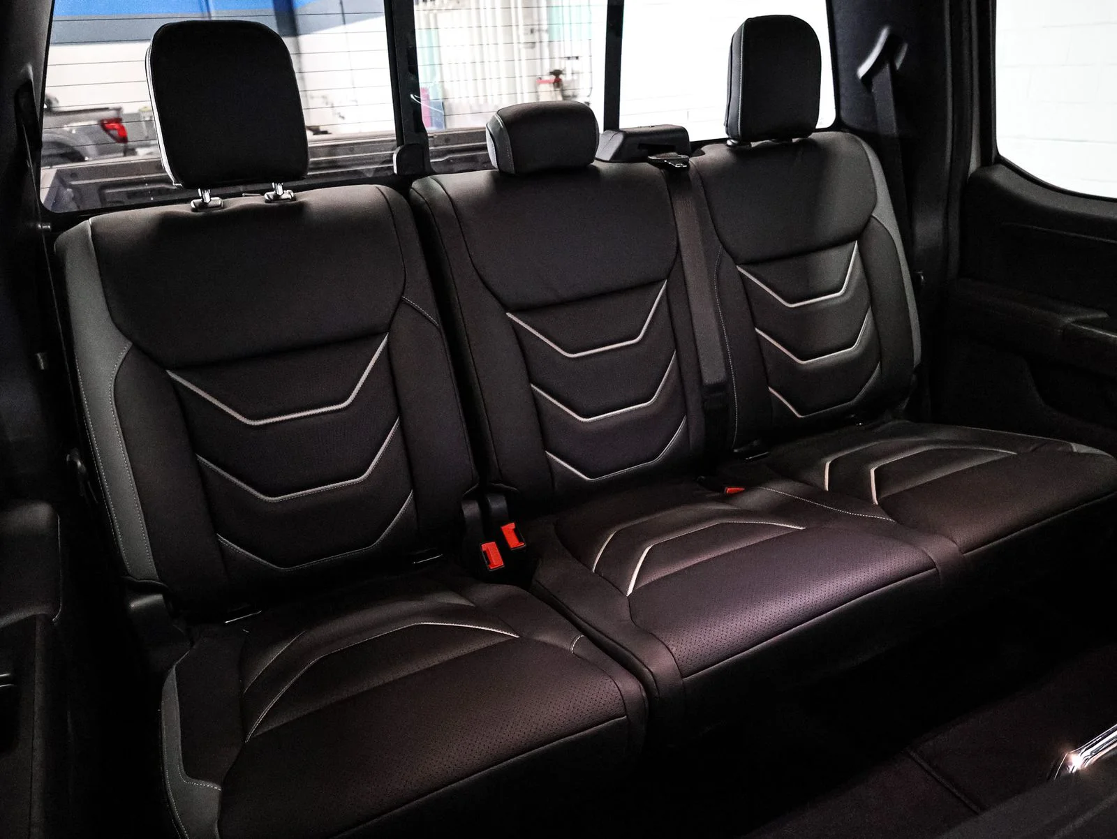 New 2026 Avalanche Ford XLT image 27