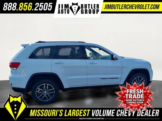 Used 2017 White Jeep Limited image 25