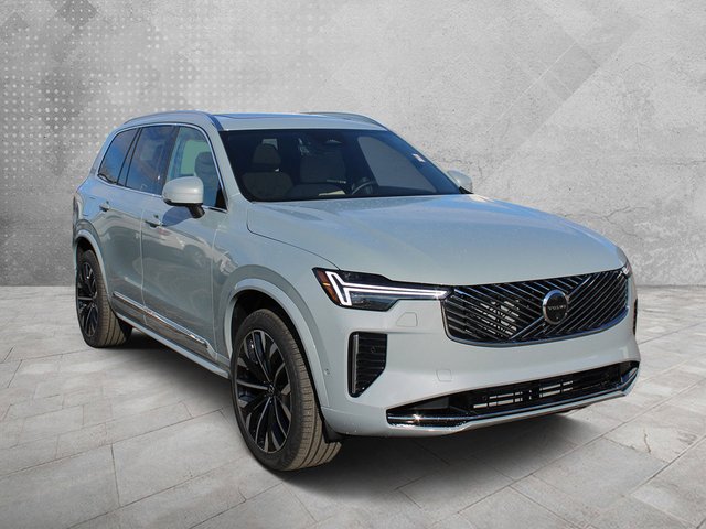 2026 Volvo XC90 Plug-In Hybrid Plus