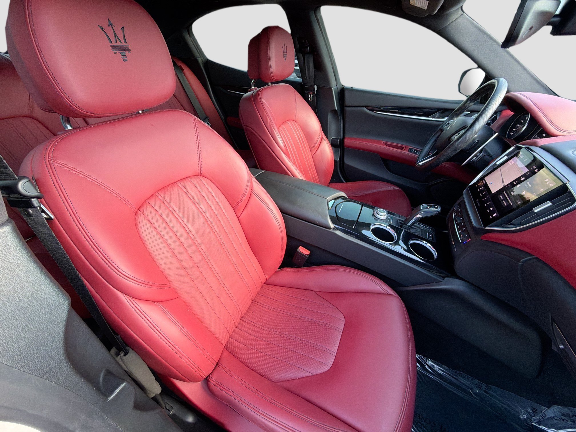 Used 2023  Maserati Modena image 15