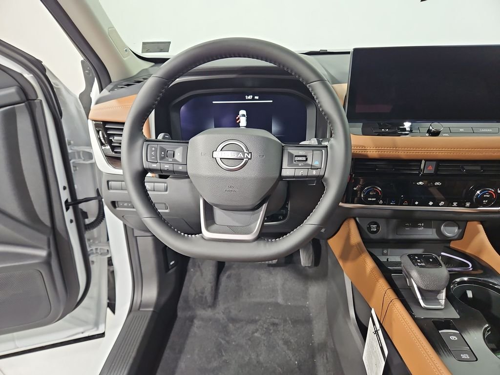 New 2026 White Nissan Platinum image 13