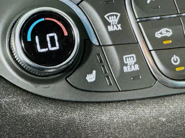 2023 Chevrolet Malibu 1LT - Photo 21