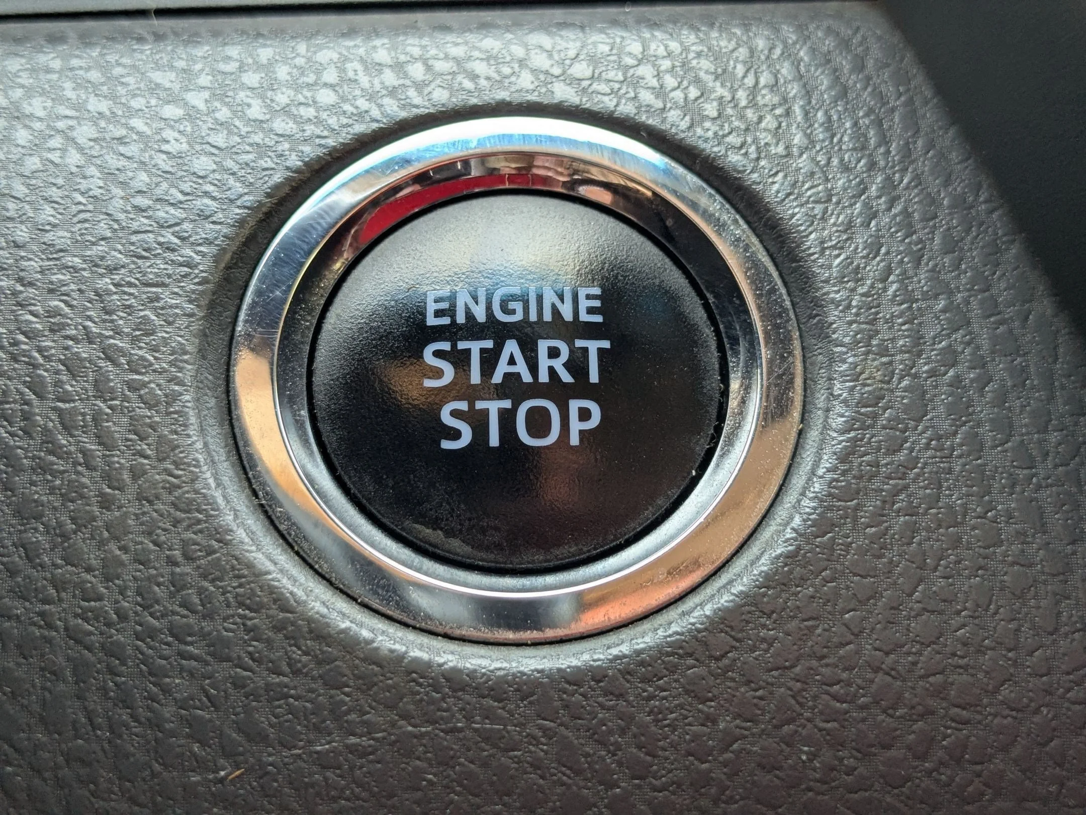 Used 2018 Super White Toyota SE image 21