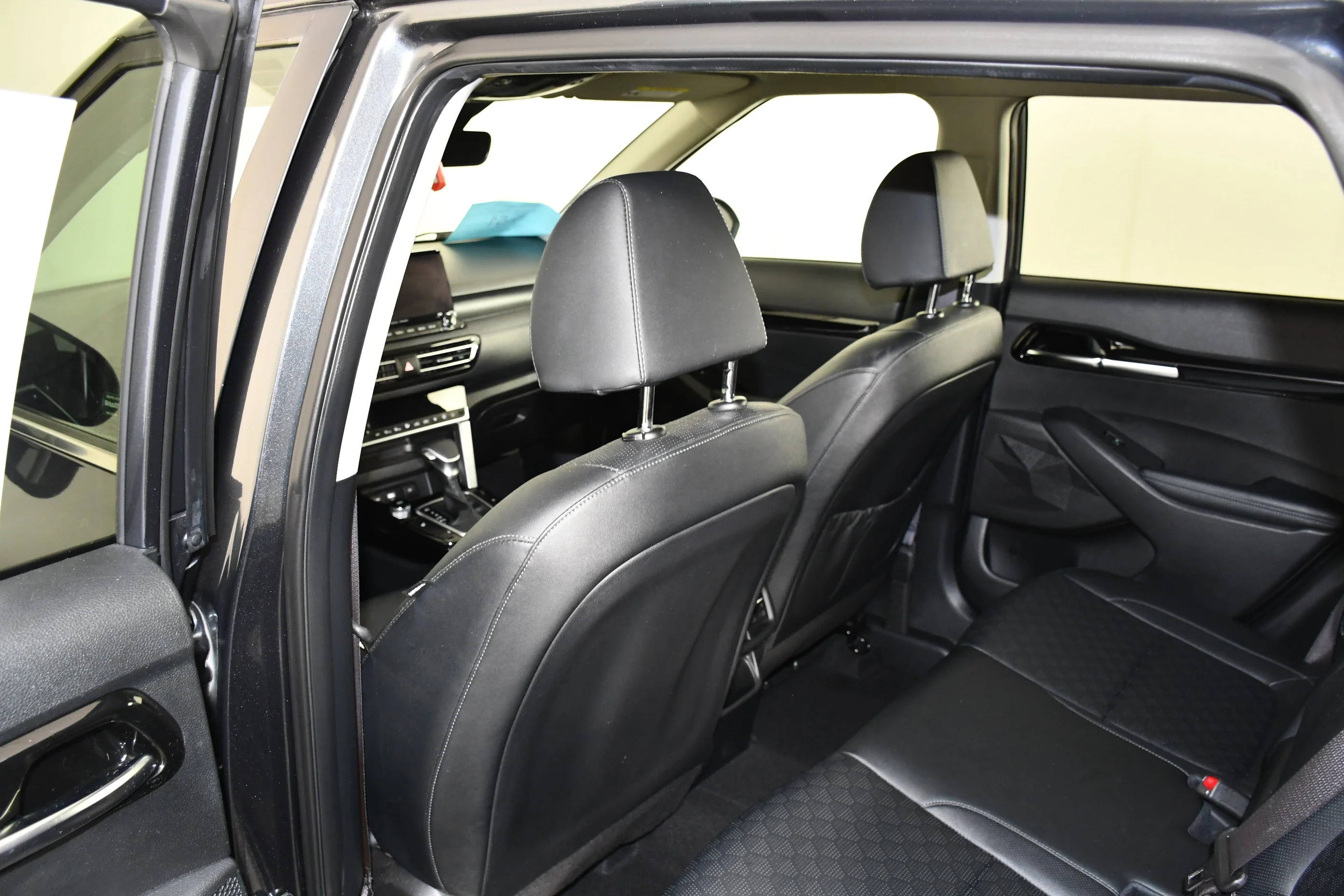 Used 2021 Gravity Gray Kia SX image 47