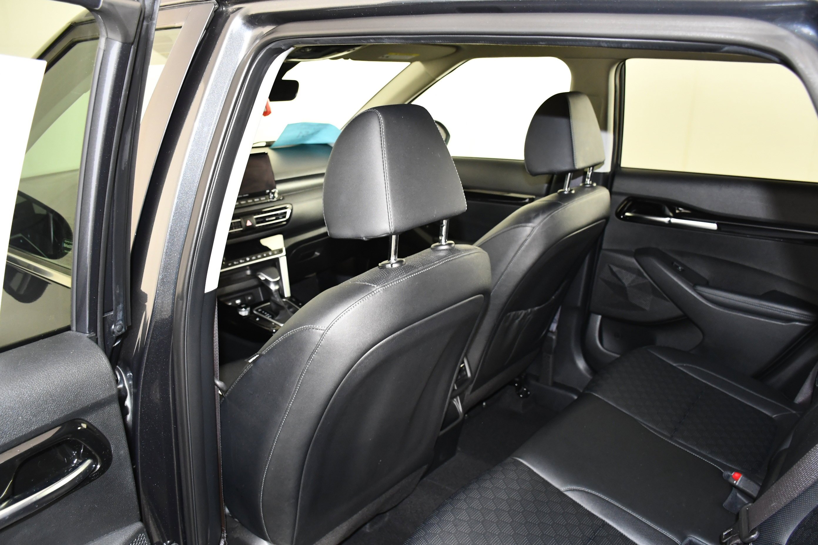 Used 2021 Gravity Gray Kia SX image 47