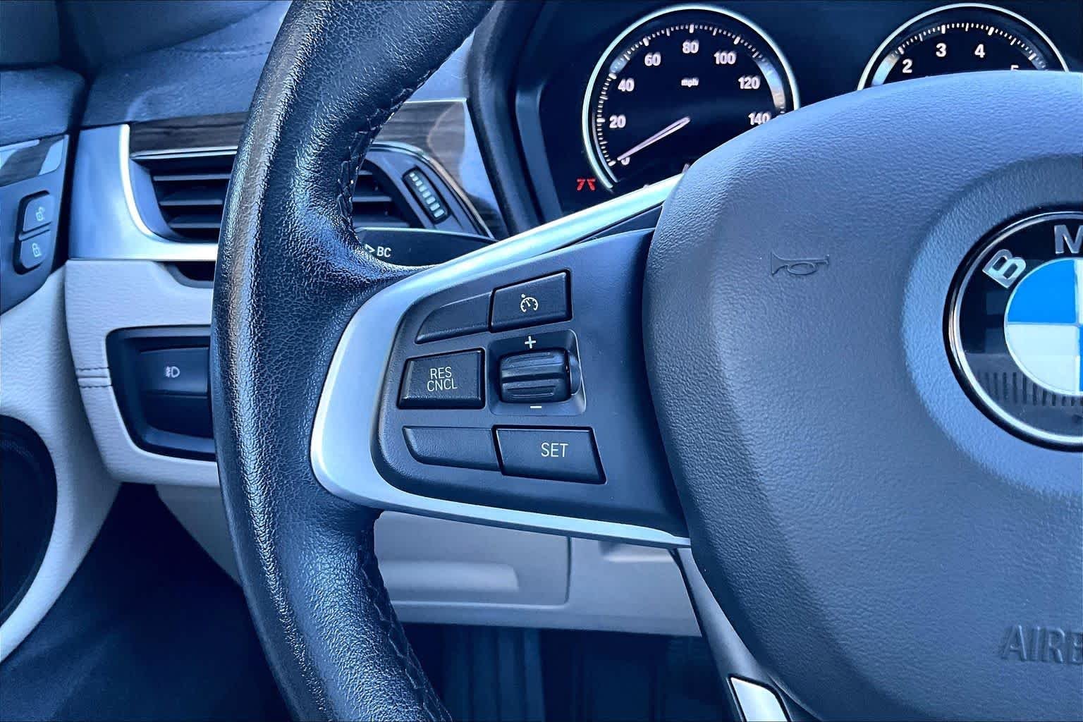 Used 2019 Mediterranean Blue Metallic BMW xDrive28i image 24