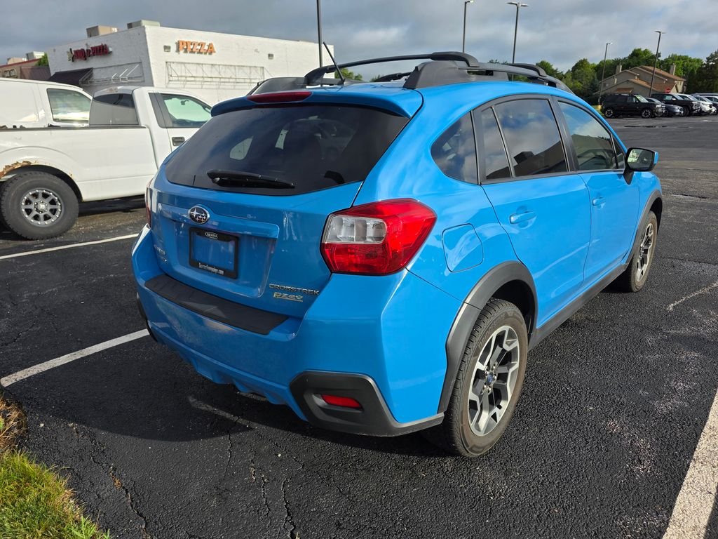 Used 2017 Hyper Blue Subaru 2.0i Premium image 4