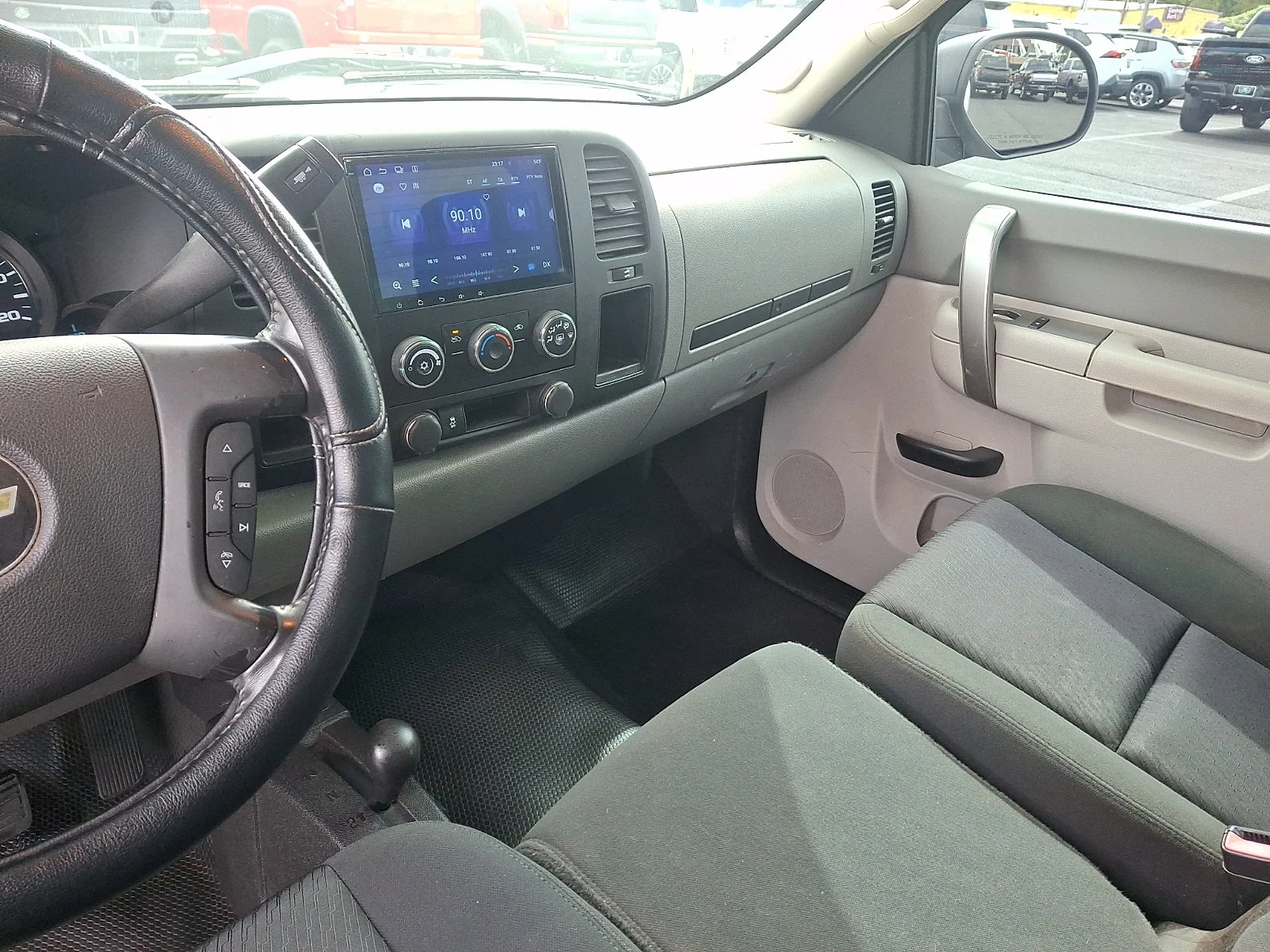 Used 2013 Summit White Chevrolet Work Truck image 15