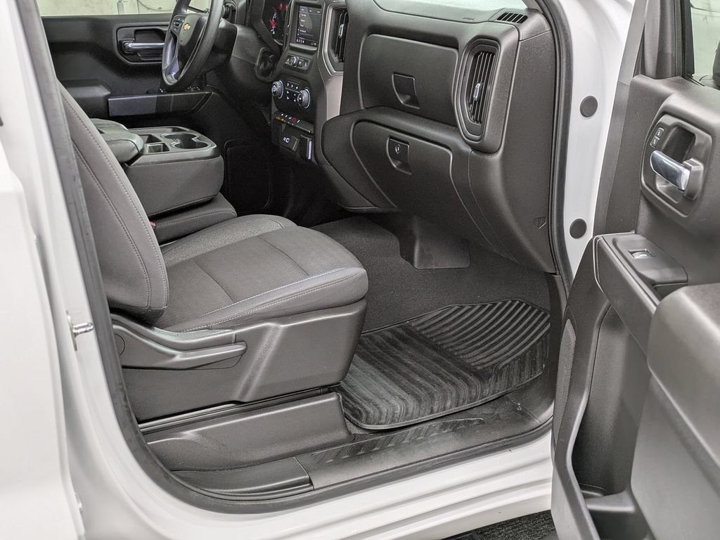 Used 2024 Summit White Chevrolet Custom image 22