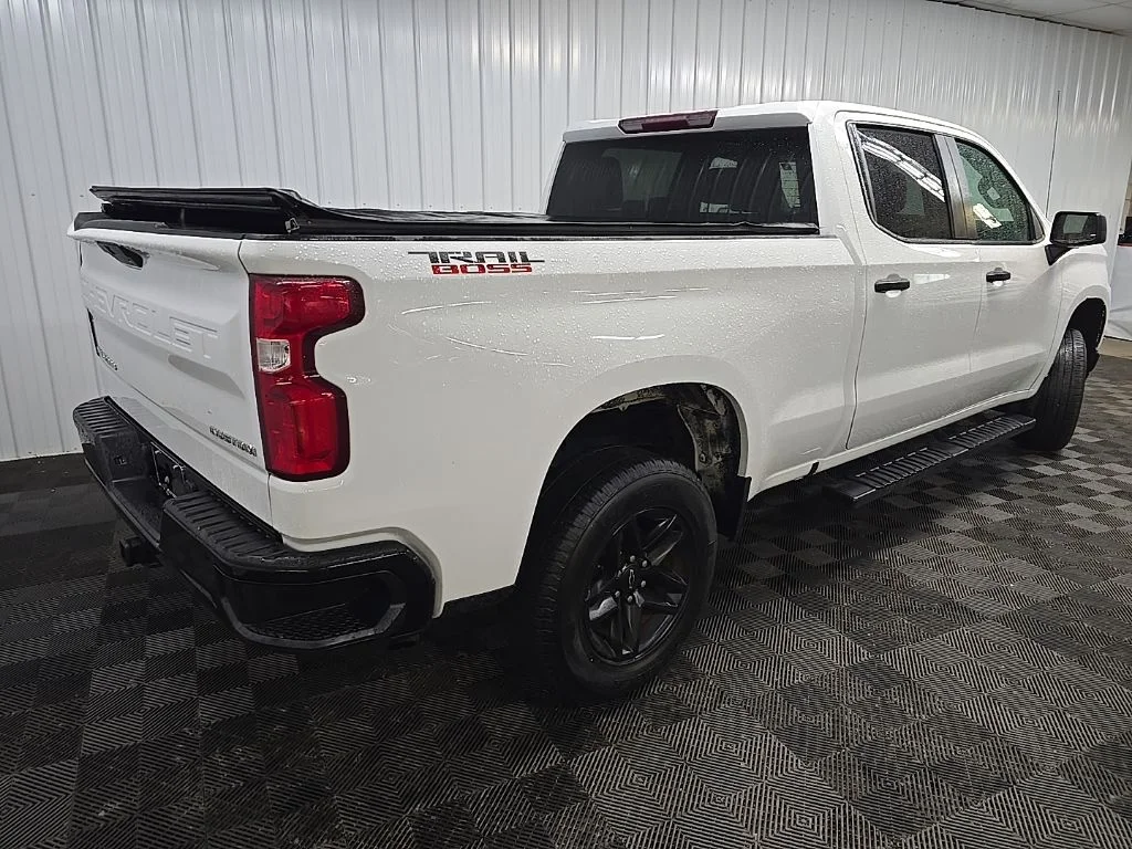 Used 2022 White Chevrolet Custom Trail Boss image 10