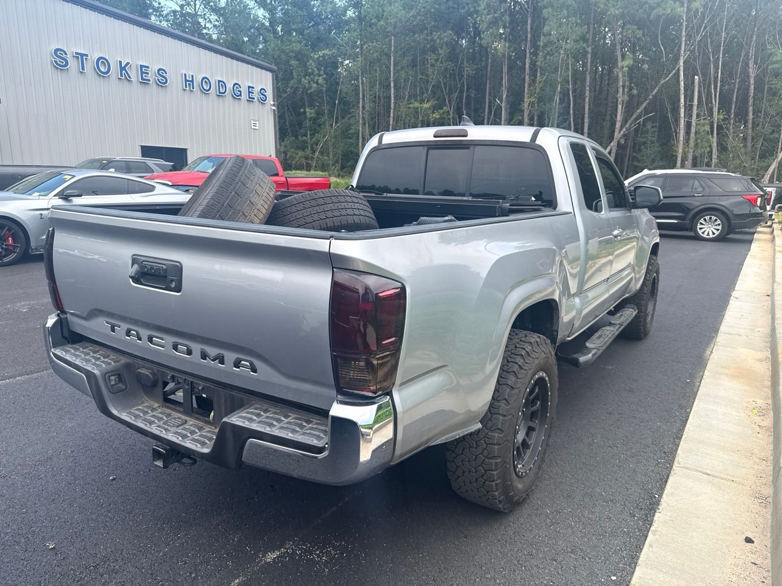 Used 2017 Silver Toyota SR5 image 6