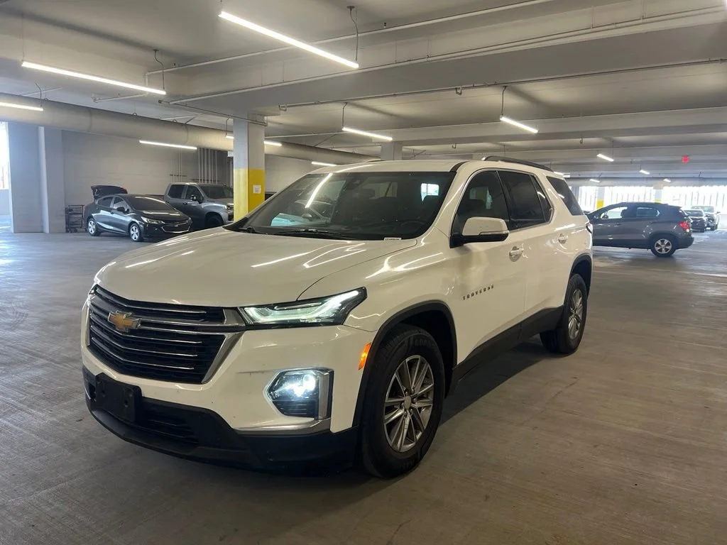 2023 Chevrolet Traverse AWD 1LT's photo