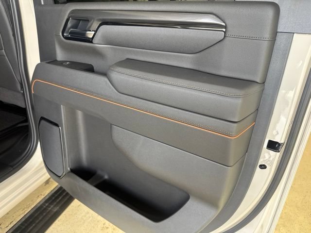 2026 GMC Sierra 2500HD AT4 - Photo 42