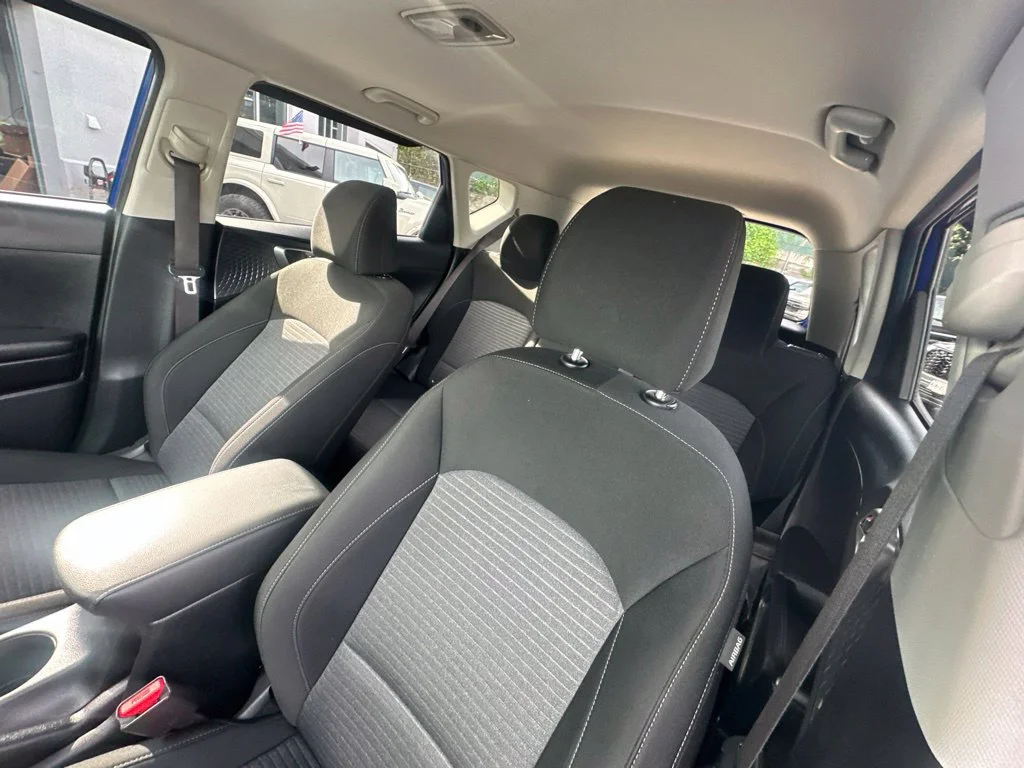 Used 2022 Blue Kia GT-Line image 11