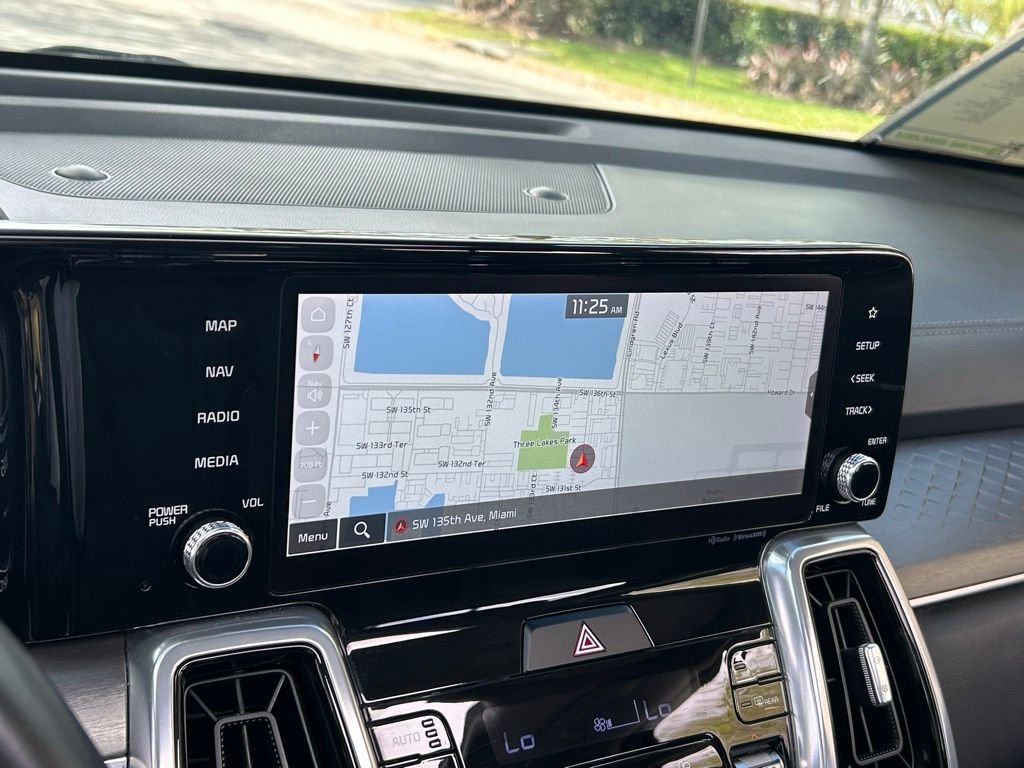 2023 Kia Sorento SX - Photo 21